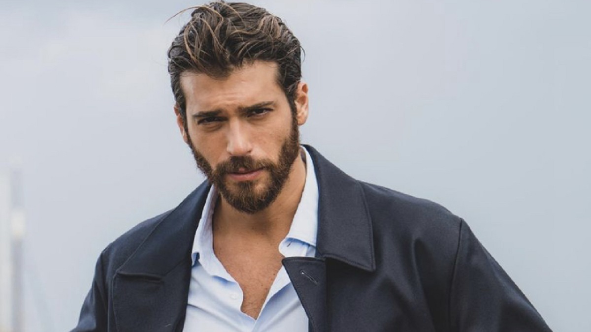 foto Can Yaman Viola come il mare