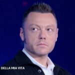 Tiziano Ferro, divorzio: ecco perché non può portare i suoi figli in Italia