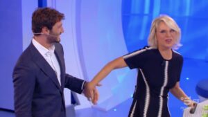 foto stefano de martino maria de filippi c'è posta per te