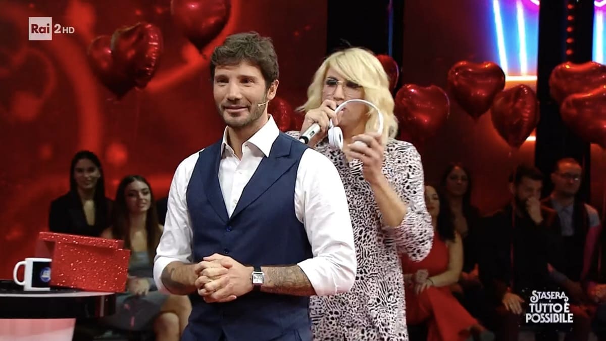 foto stefano de martino de filippi stasera tutto è possibile