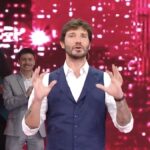 Ospiti Stasera tutto è possibile, Stefano De Martino chiude: è l’ultima puntata