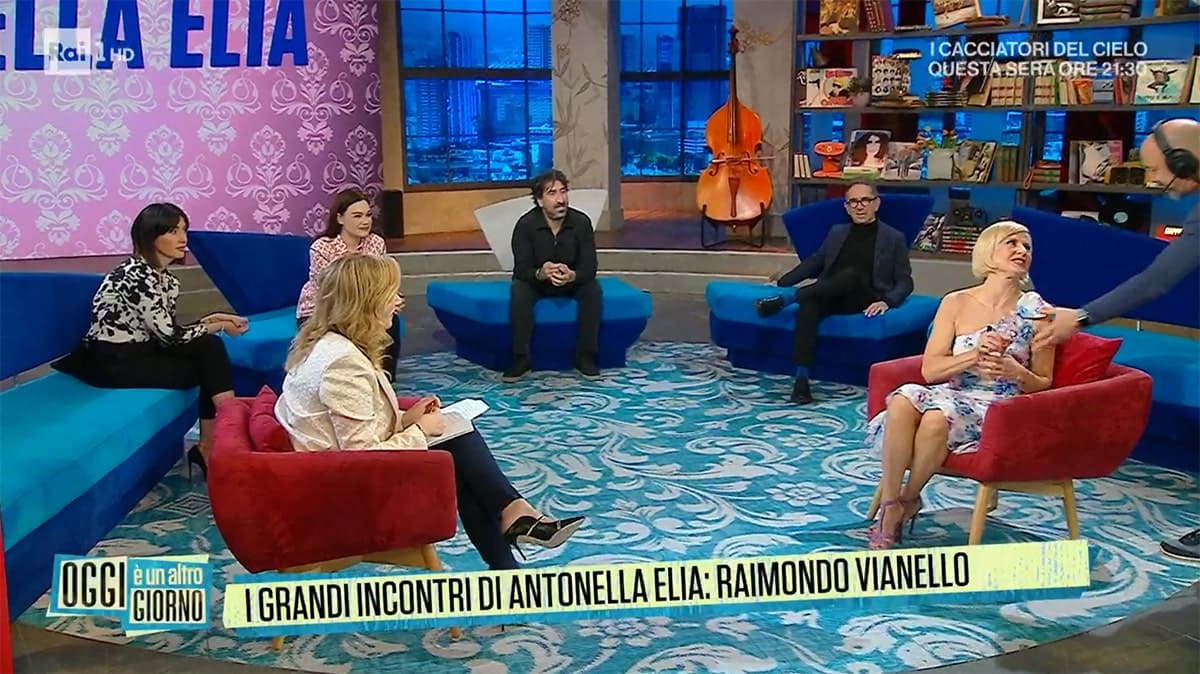 foto Antonella Elia ad Oggi è un altro giorno