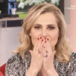 Simona Ventura distrutta dal dolore: “Hai creduto in me”. Lutto improvviso