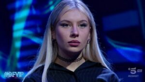 Foto Micol Incorvaia attacco