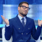 Enrico Papi mette in imbarazzo Ilary Blasi: clamorosa gaffe in diretta