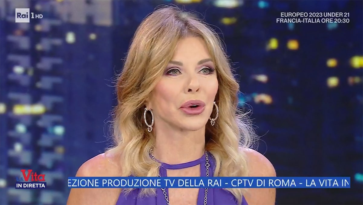 foto Alba Parietti a La vita in diretta