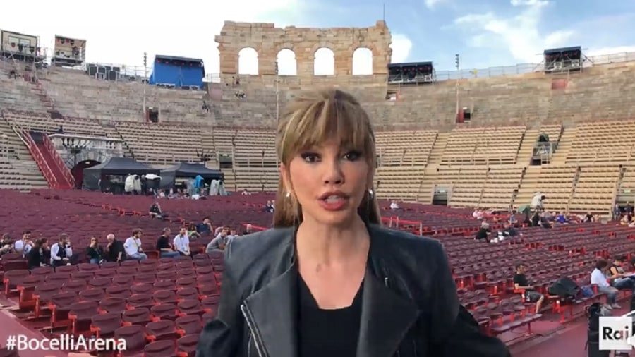 foto Milly Carlucci all'Arena di Verona