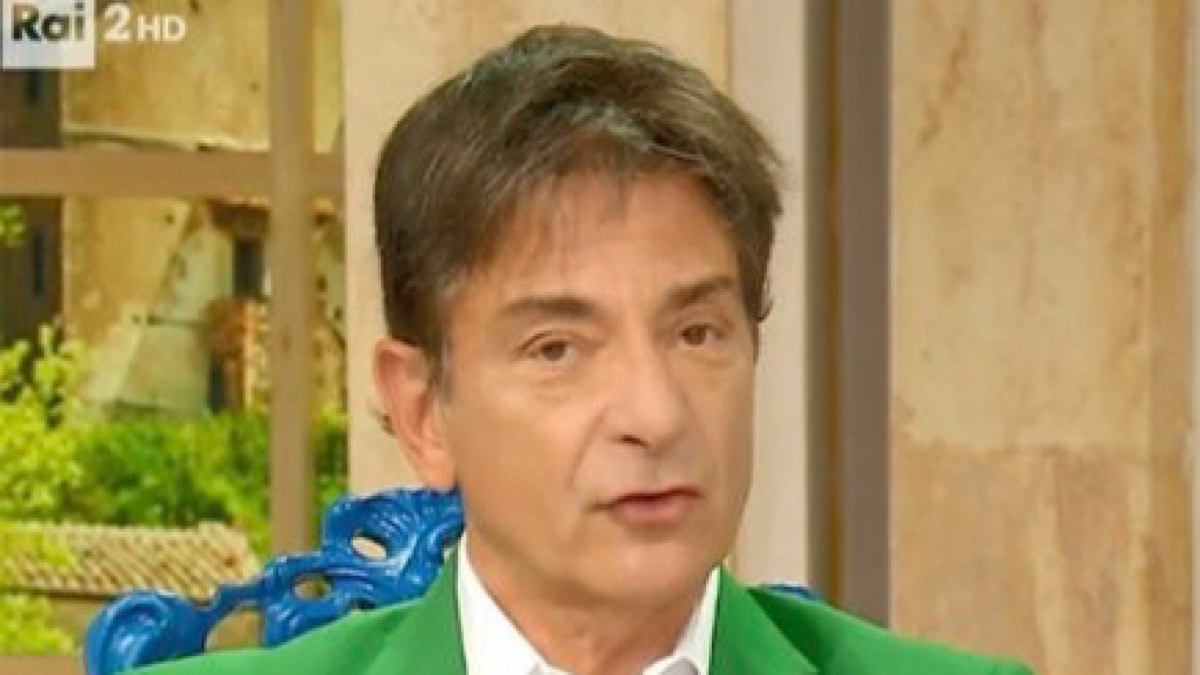 Foto Paolo Fox oroscopo verde Rai2