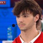 Amici 23 anticipazioni domenica 3 dicembre: Nicholas e Holy, c’è un eliminato
