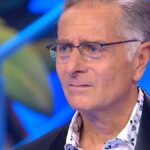 Paolo Bonolis frena sul ritorno de Il senso della vita: “C’è un problema”