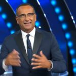 Carlo Conti al lavoro su Sanremo: spunta un nuovo nome tra i co-conduttori