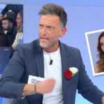 Uomini e Donne, botta e risposta al veleno tra Agnese e Giovanni: cosa è successo