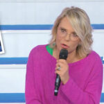 Uomini e Donne, Maria De Filippi avverte Francesca: “Gianmarco ha dubbi su di te”