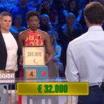 Affari Tuoi: il dottore si prende gioco di Joelle, che perde 300.000€