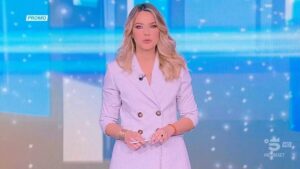 foto alessandra viero pomeriggio5