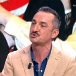 Nicola Savino approda in Rai: “Condurrà un programma in prima serata”