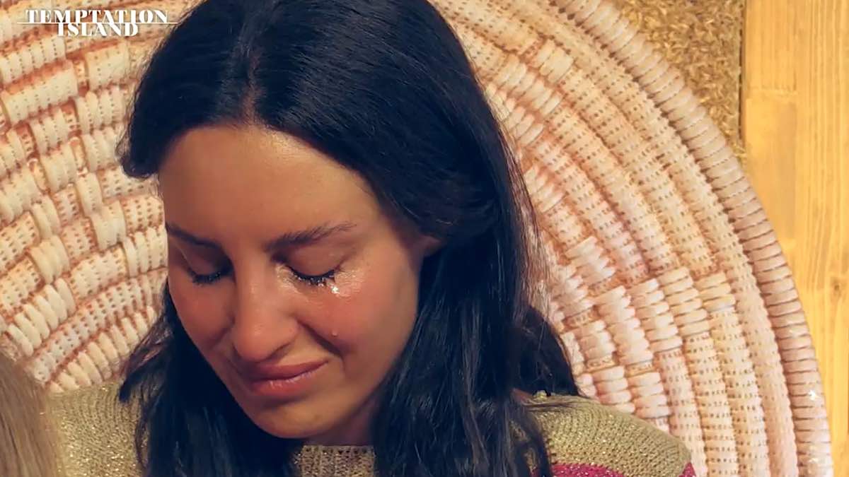Foto Sarah lacrime Temptation Island