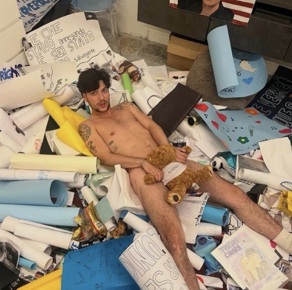 Foto Trigno senza vestiti 