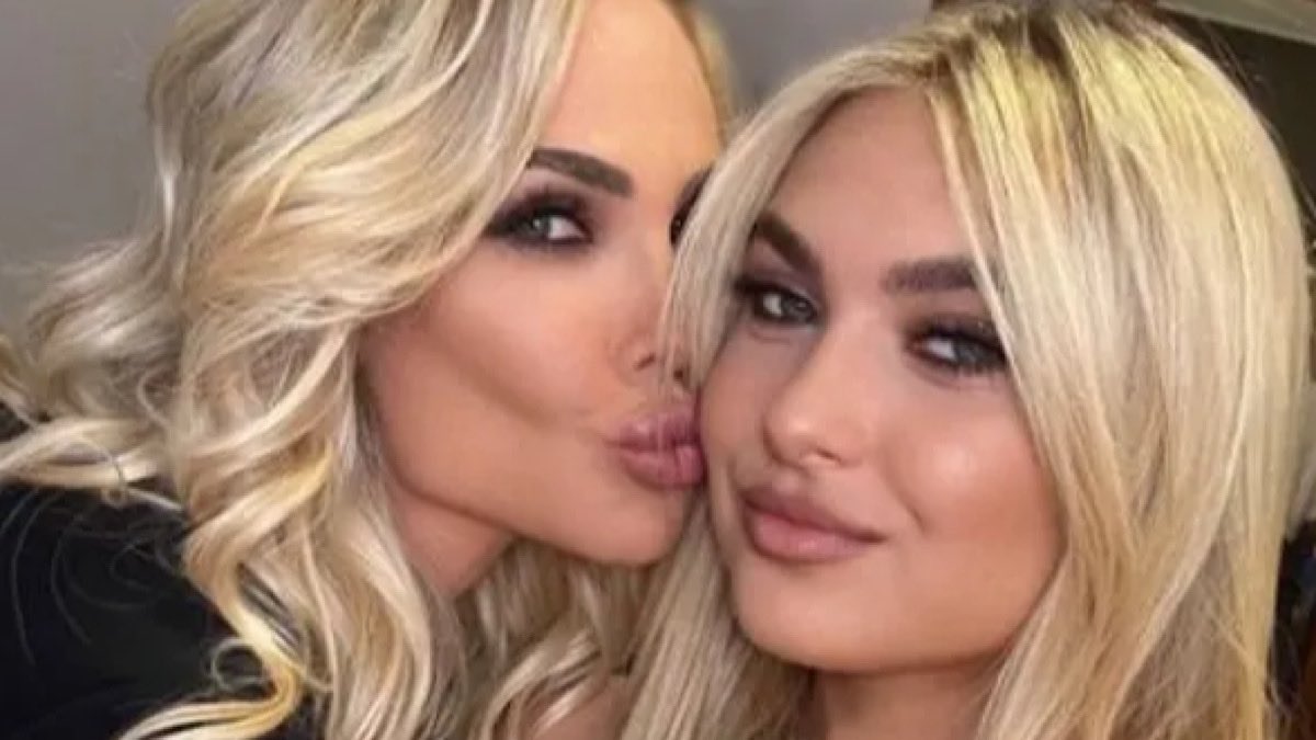 Foto Chanel Totti e Ilary Blasi