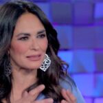 Maria Grazia Cucinotta a Verissimo: “Mia sorella si è ammalata di tumore”