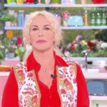 E’ sempre mezzogiorno, Antonella Clerici si sfoga amaramente: “E’ un massacro”