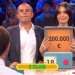 Affari Tuoi: il dottore si prende gioco di Romina, che perde 200.000€