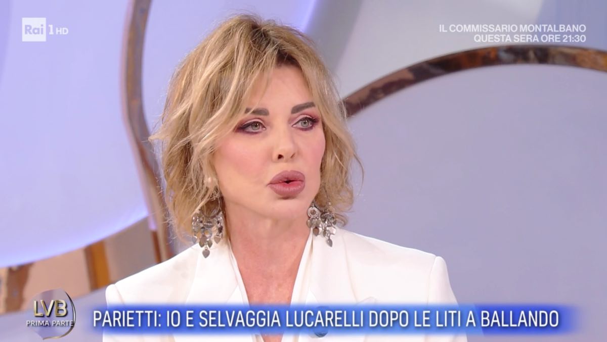 foto alba parietti lvb