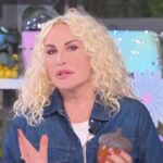 È sempre mezzogiorno, Antonella Clerici a disagio: “Dette cose terribili”