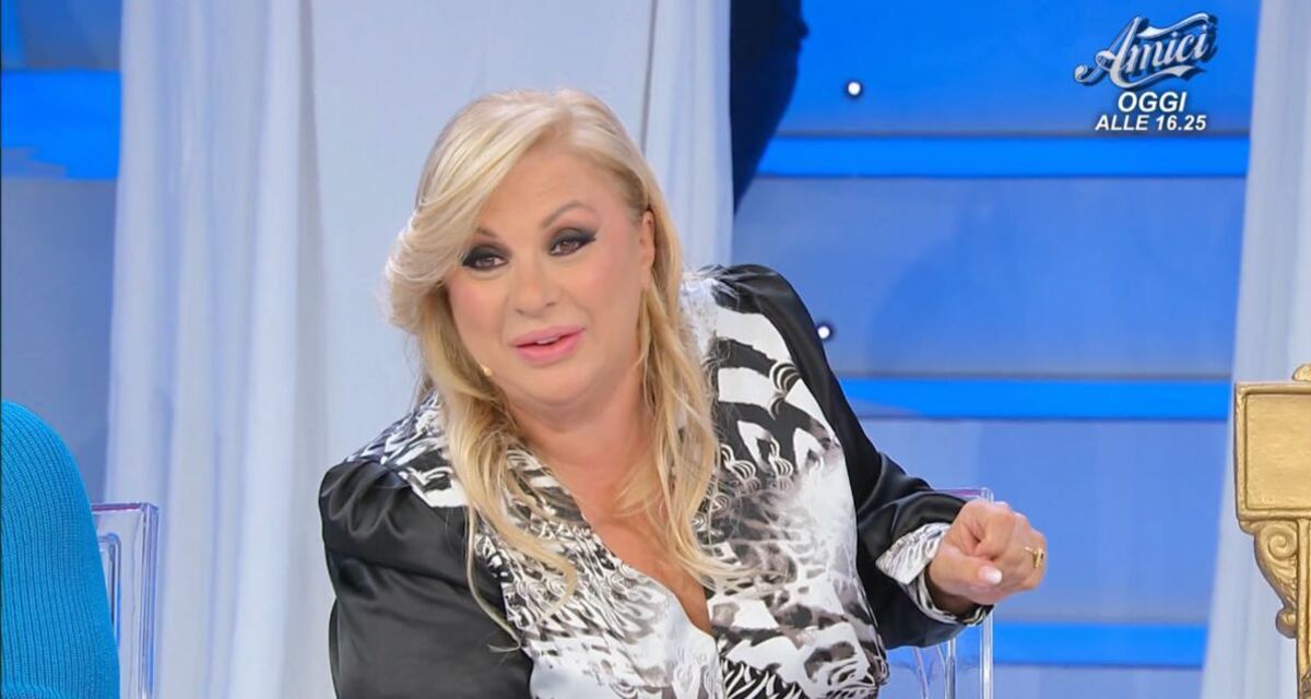 foto tina cipollari 21ottobre