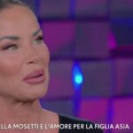 Antonella Mosetti a Verissimo: “Depressione molto forte”, poi un raggio di sole