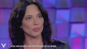 Foto Asia Argento Verissimo 2025