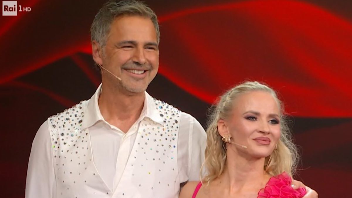 Foto Beppe Convertini eliminato