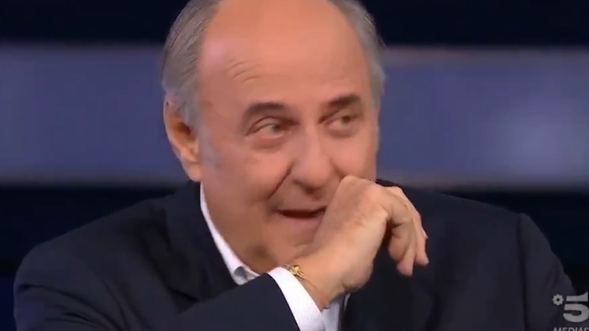 Foto Gerry Scotti commozione Canale5