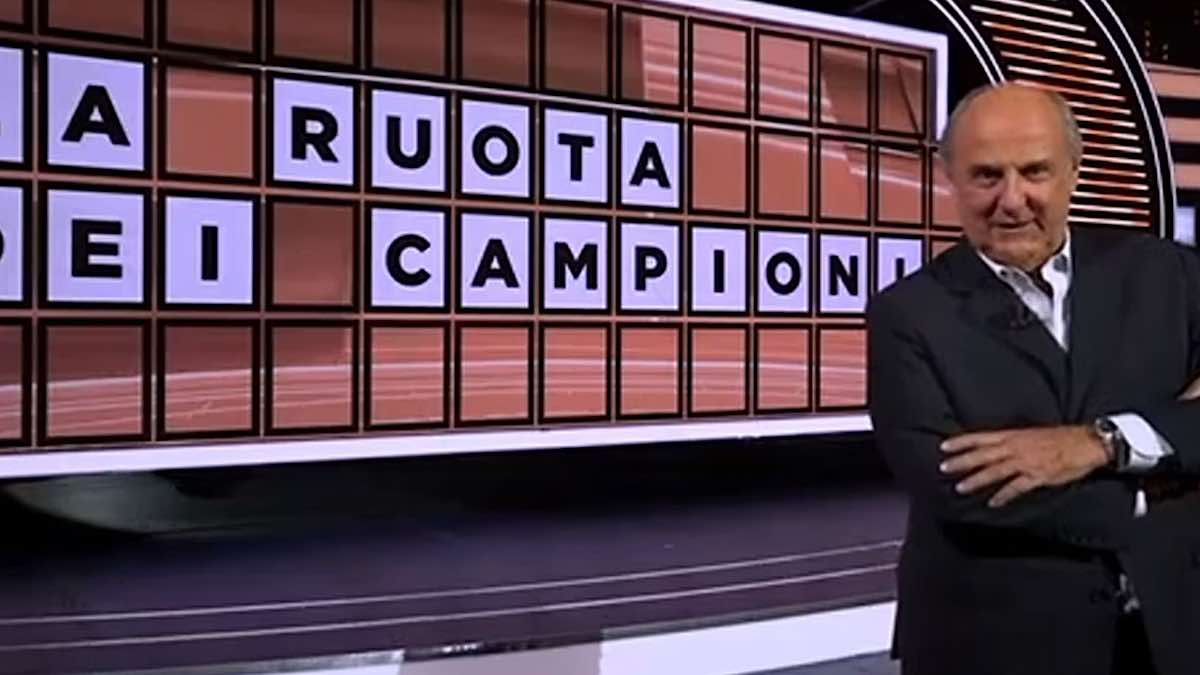 Foto La Ruota dei Campioni Gerry Scotti