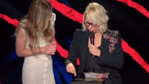 Foto Maria De Filippi burraco