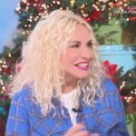 Antonella Clerici si lamenta a E’ sempre mezzogiorno: “Fa freddo in studio”