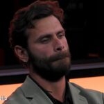 Domenico scopre di essere stato lasciato da Valentina: la sua reazione