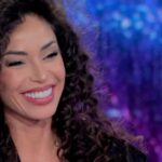 Raffaella Fico è incinta: l’annuncio a sorpresa oggi a Verissimo dalla Toffanin