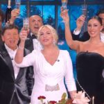 Antonella Clerici, allarme rosso: crolla Cena di Natale rispetto a un anno fa