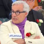 Arcangelo, brutto gesto a Uomini e Donne. Alessio: “Manchi di rispetto”