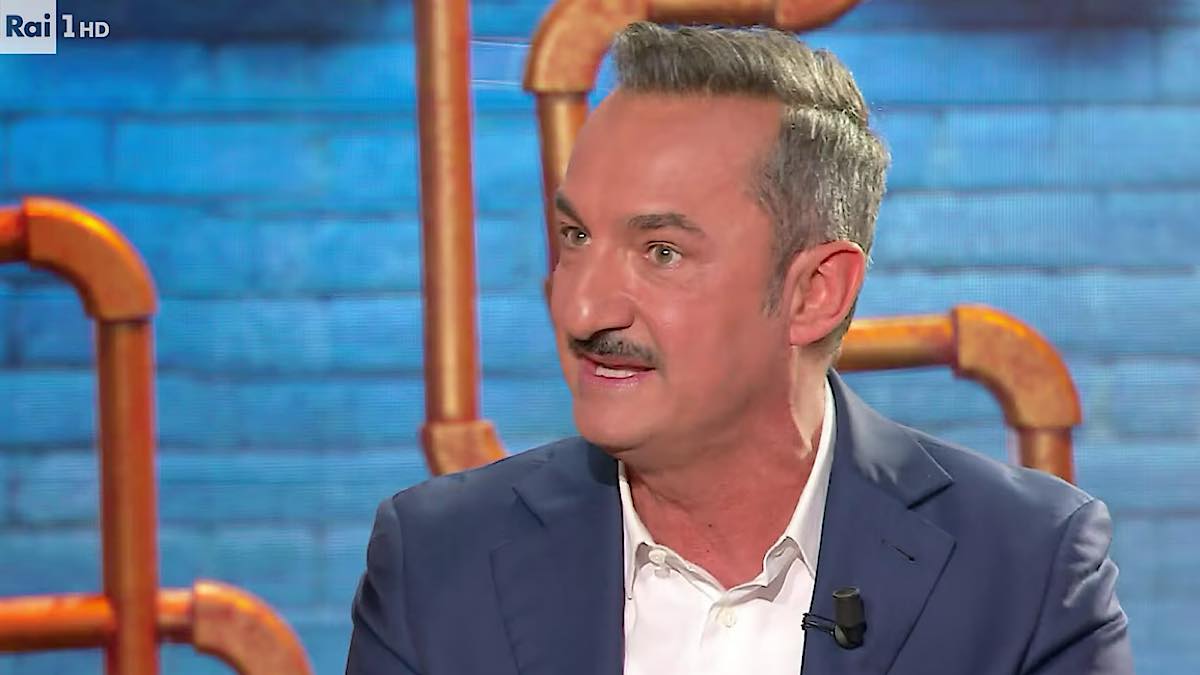 Foto Nicola Savino Ciao Maschio