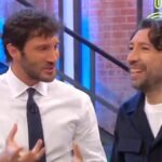 Stefano De Martino all’hater di Affari Tuoi: “Spero che tu abbia cambiato canale”