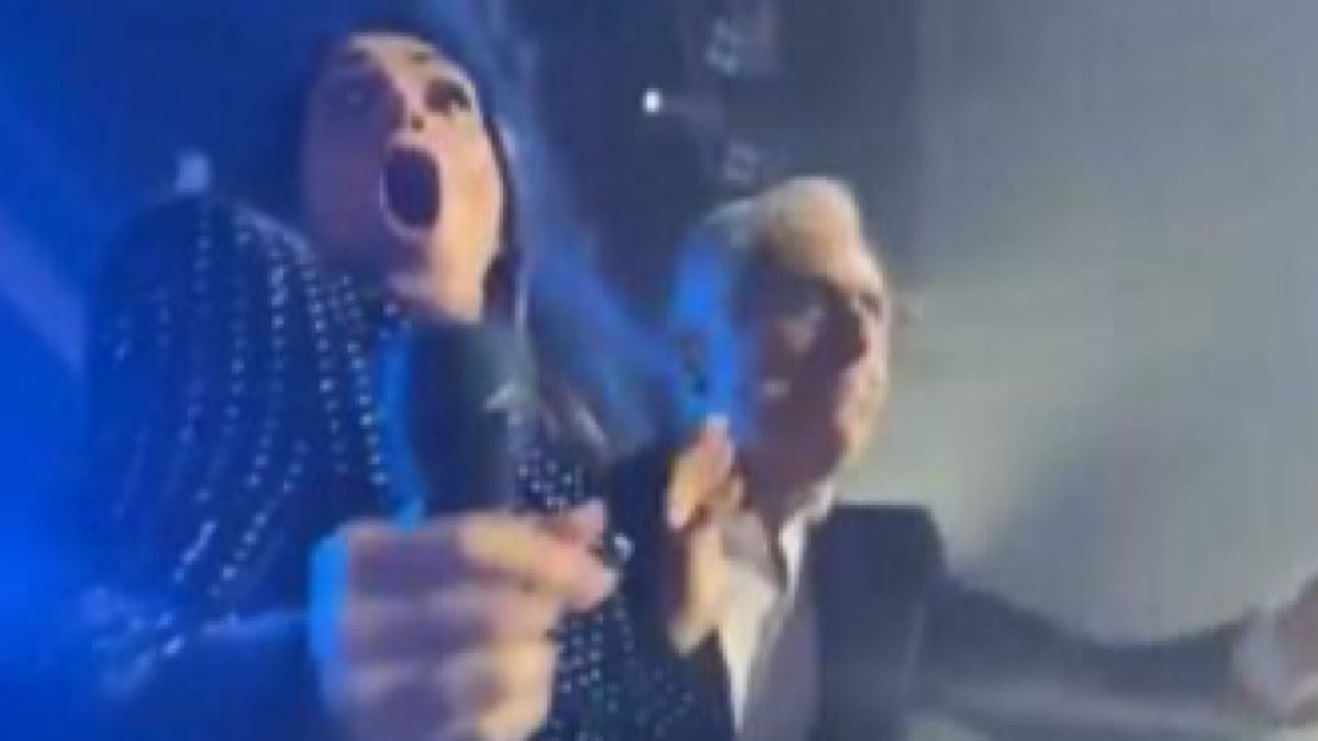 Foto Giorgia bacio Paolo Bonolis