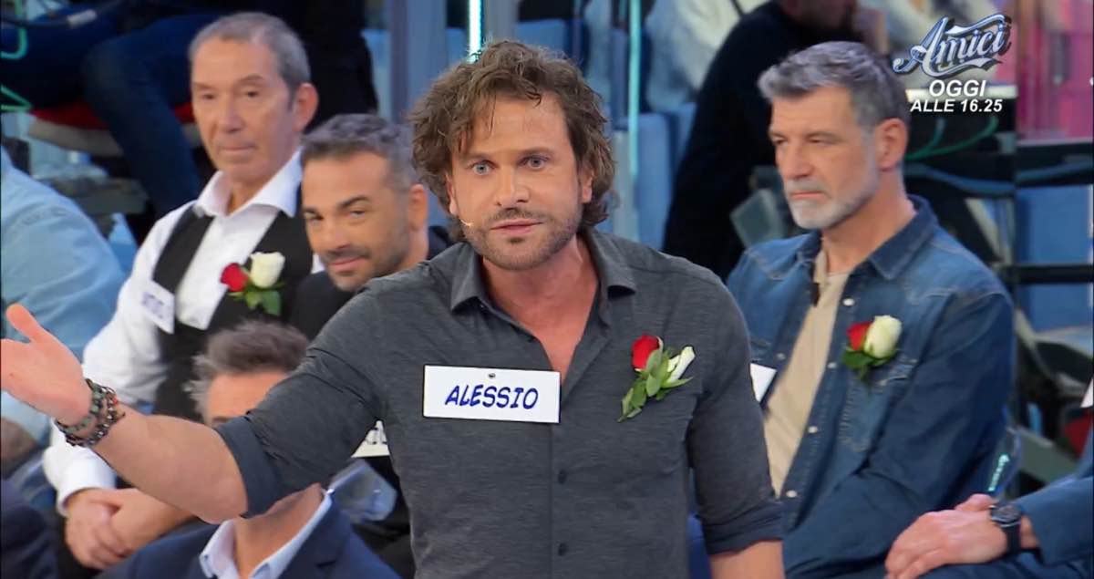 foto Alessio Pili Stella polemica Sperti