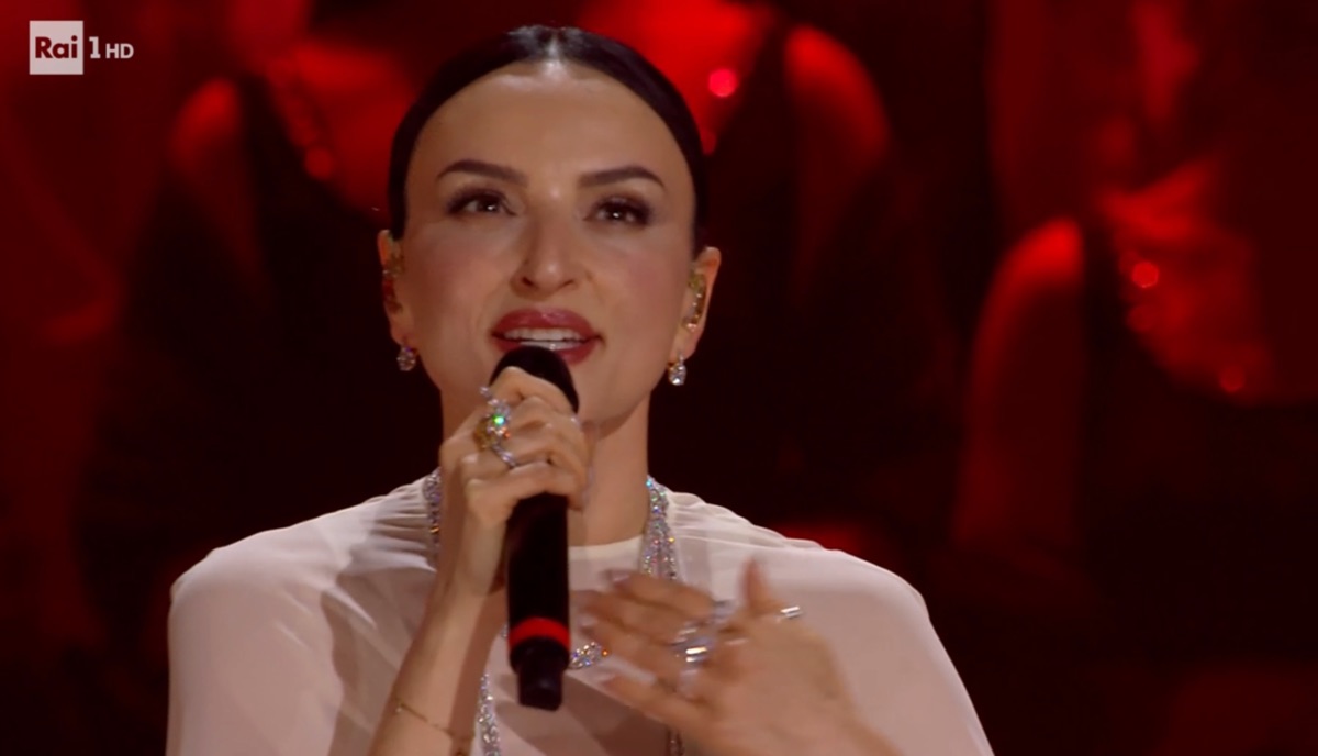 foto Arisa serata cover sanremo2026
