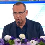 Carlo Conti sugli ascolti di Sanremo 2026: “Se caleranno non mi abbatterò”