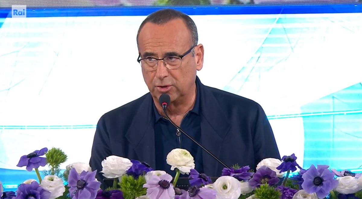 foto carlo conti conferenza stampa sanremo2026