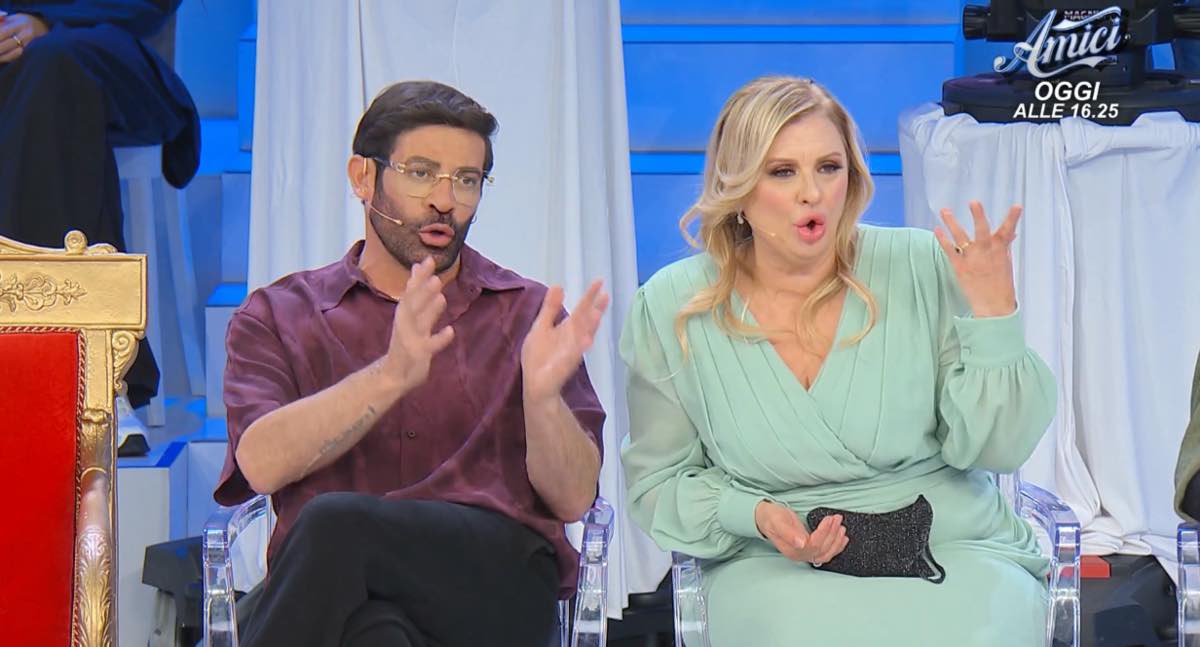 foto gianni tina contro elisabetta sebastiano