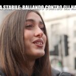 Giulia Stabile a cuore aperto: body shaming e il rapporto con Maria De Filippi