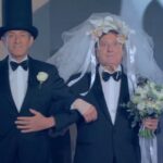 Ezio Greggio e Enzo Iacchetti a Verissimo travestiti da marito e moglie (VIDEO)